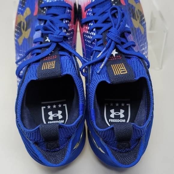 Under Armour Men’s UA Spotlight 4 MC USA Football Cleats 3027307-400 Size 8 New main image 5